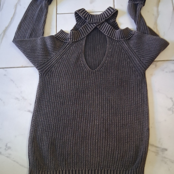 Free People Turtleneck Cold Shoulder Sweater - Grey Black Sz M - Picture 11 of 13